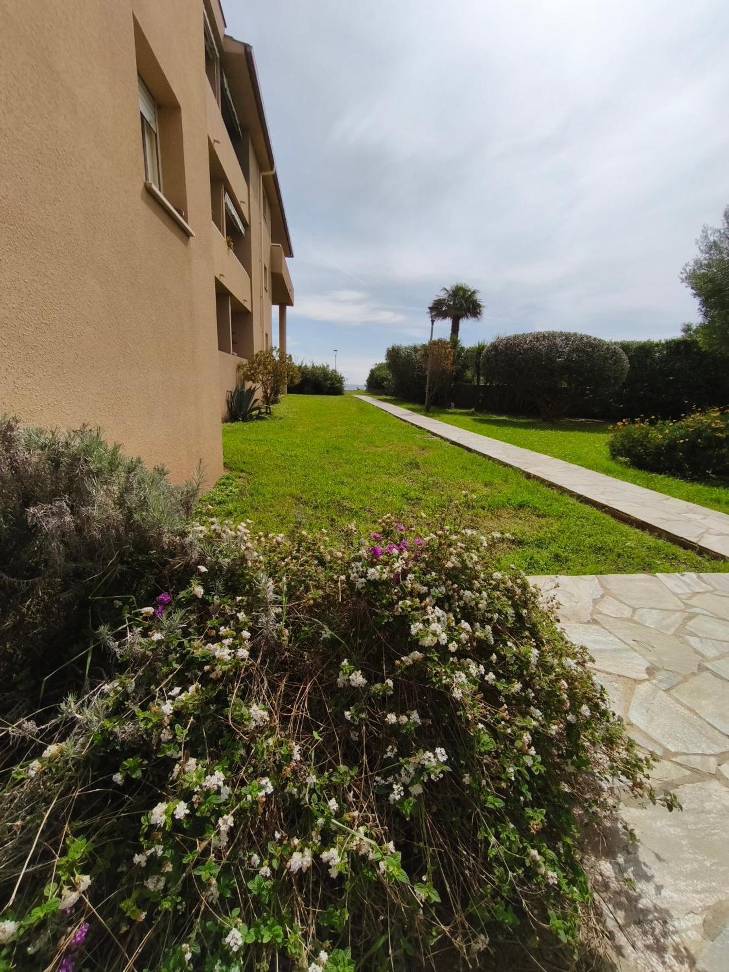 T2 Bord De - Maria Apartment *